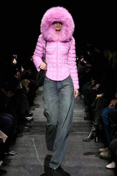 Look 36